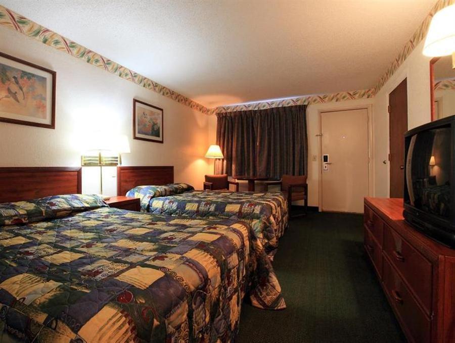 Red Roof Inn Dayton Huber Heights Exterior foto